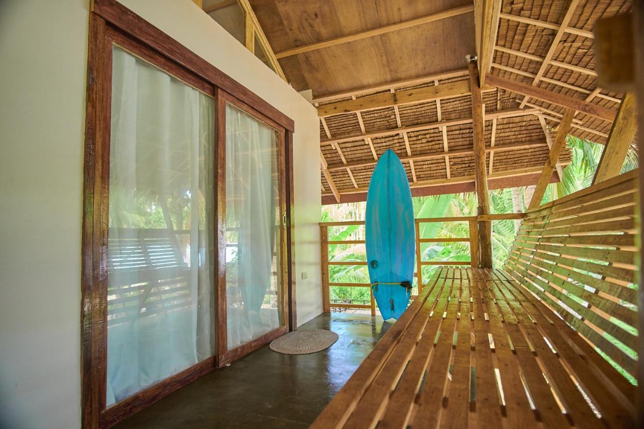 Higala Hostel Siargao Генерал-Луна Экстерьер фото
