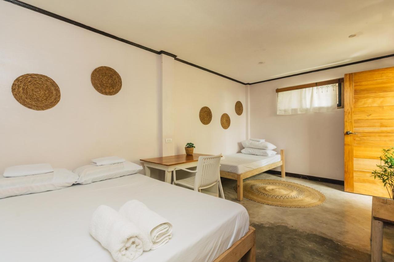 Higala Hostel Siargao Генерал-Луна Экстерьер фото