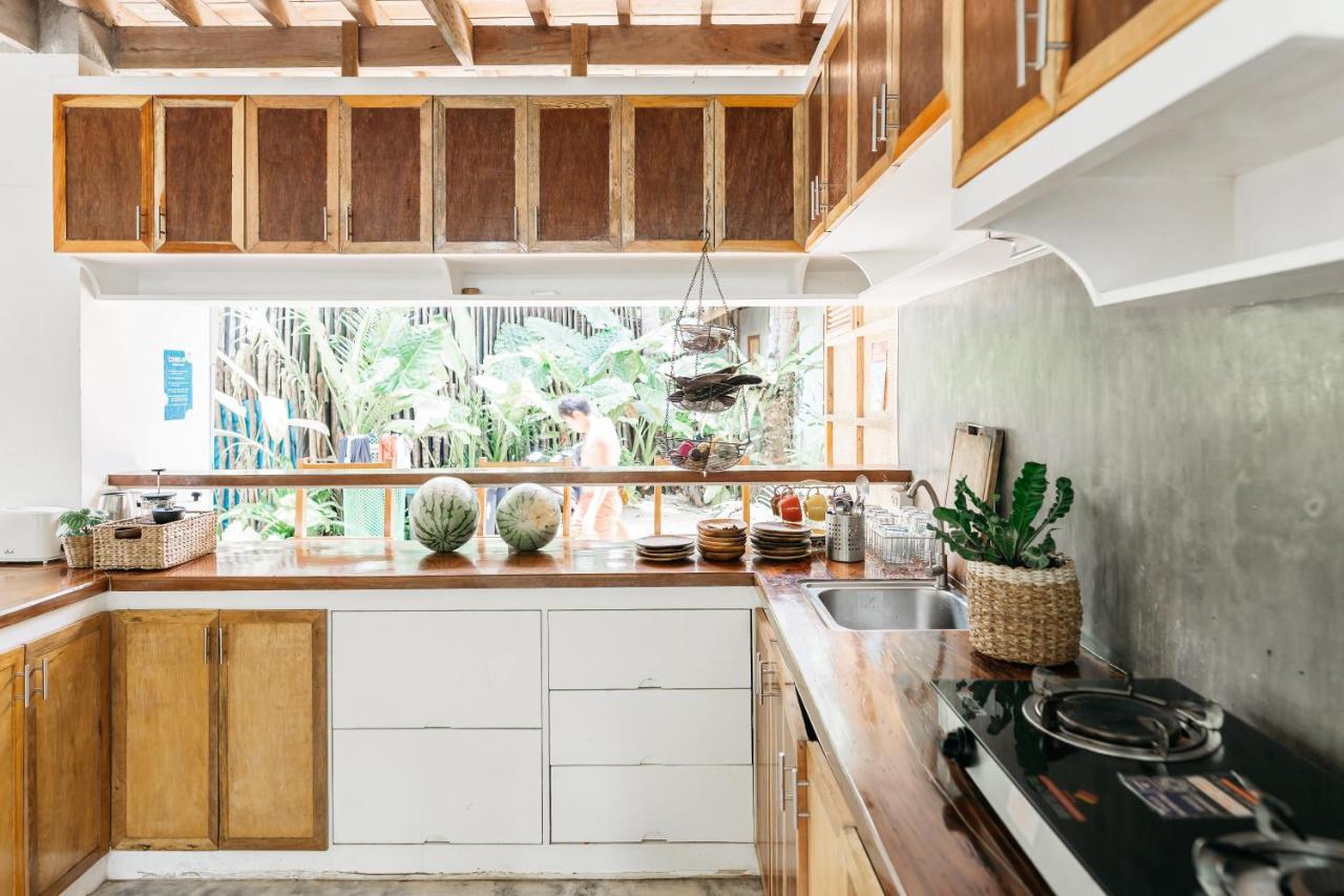 Higala Hostel Siargao Генерал-Луна Экстерьер фото