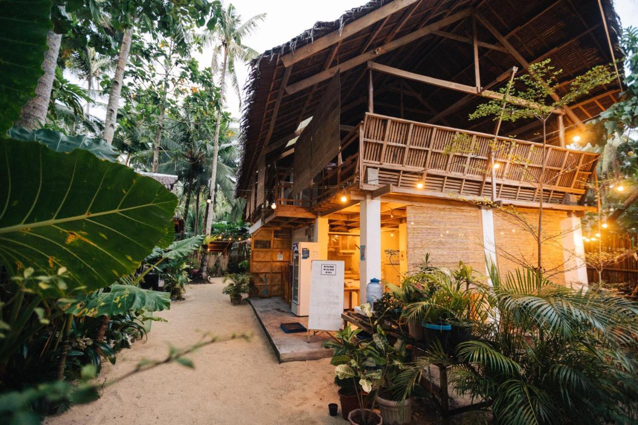 Higala Hostel Siargao Генерал-Луна Экстерьер фото